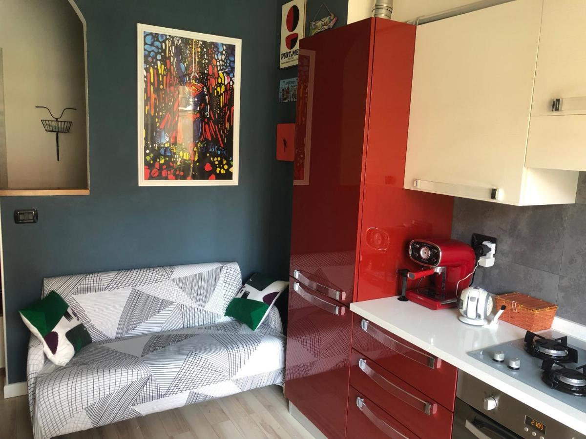 Casa Toret: Bilocale Luminoso E Moderno, Ben Attrezzata トリノ エクステリア 写真