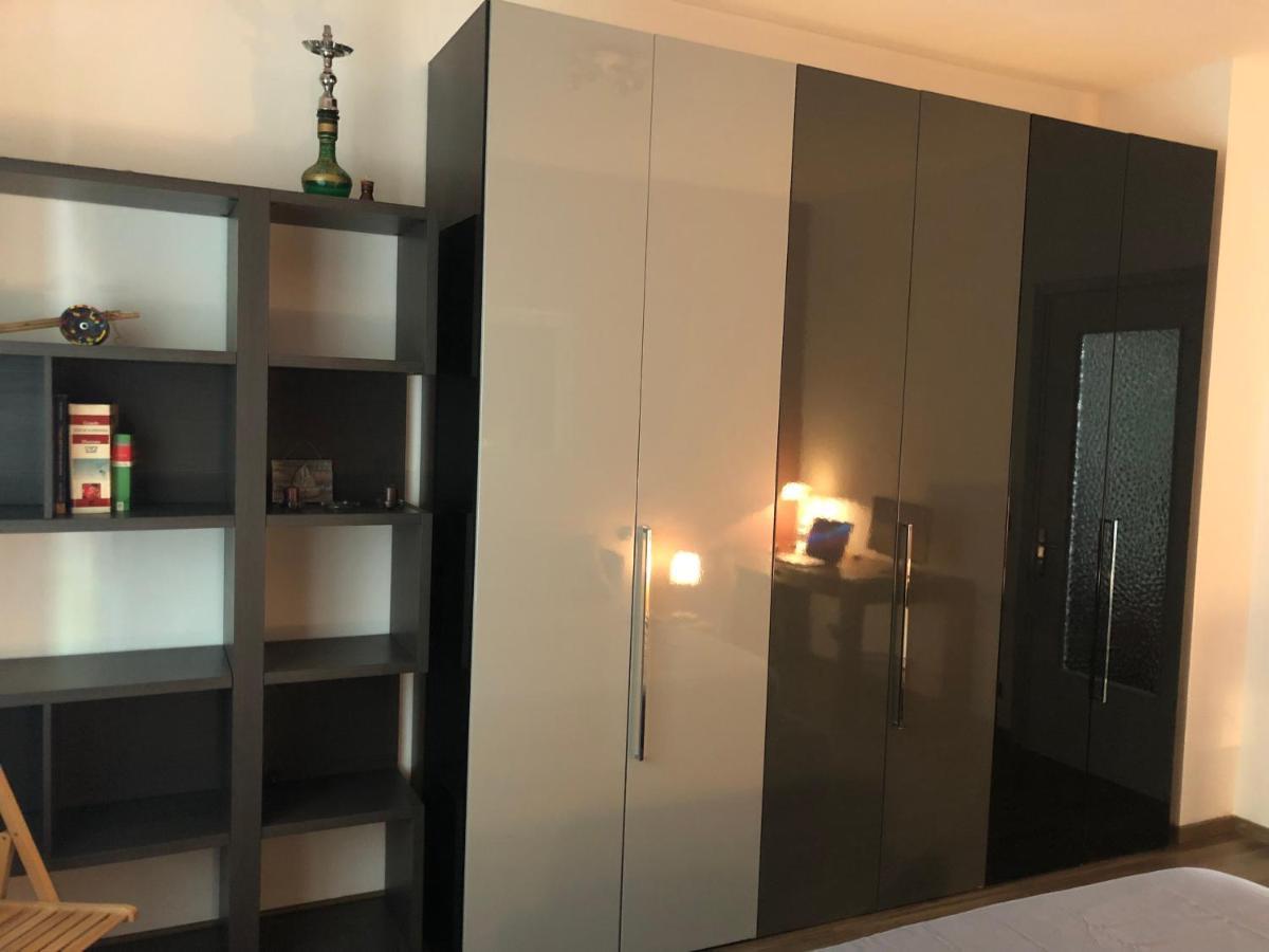 Casa Toret: Bilocale Luminoso E Moderno, Ben Attrezzata トリノ エクステリア 写真