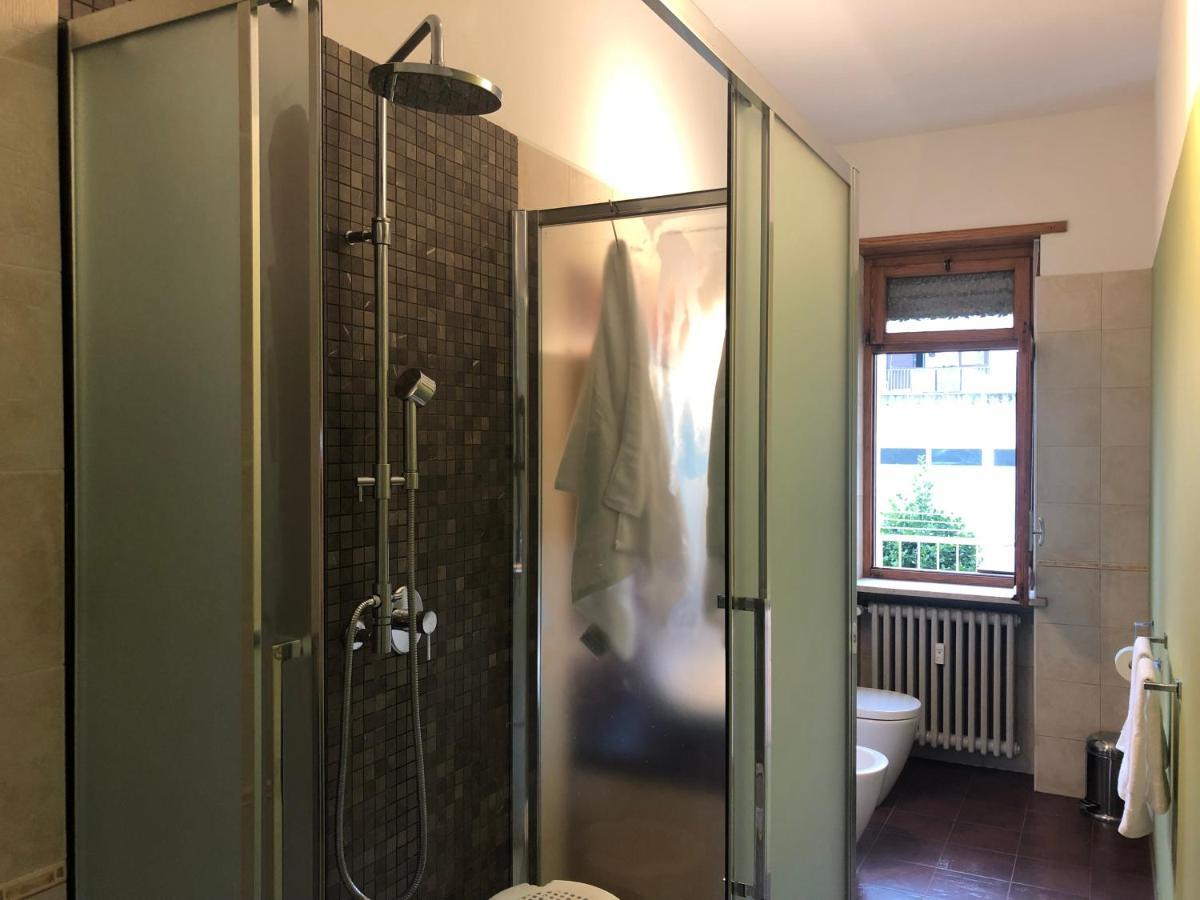 Casa Toret: Bilocale Luminoso E Moderno, Ben Attrezzata トリノ エクステリア 写真